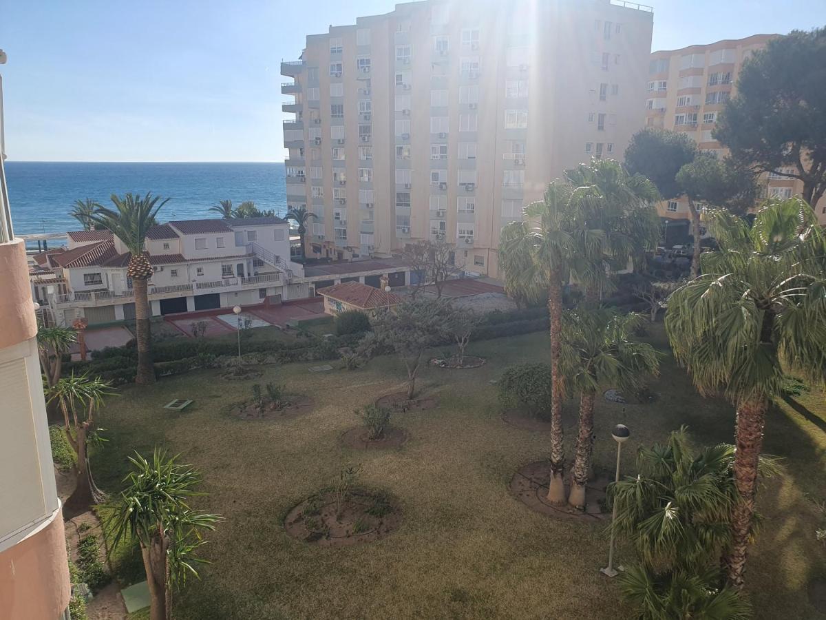 Estudio On The Beach Torrox Exterior photo