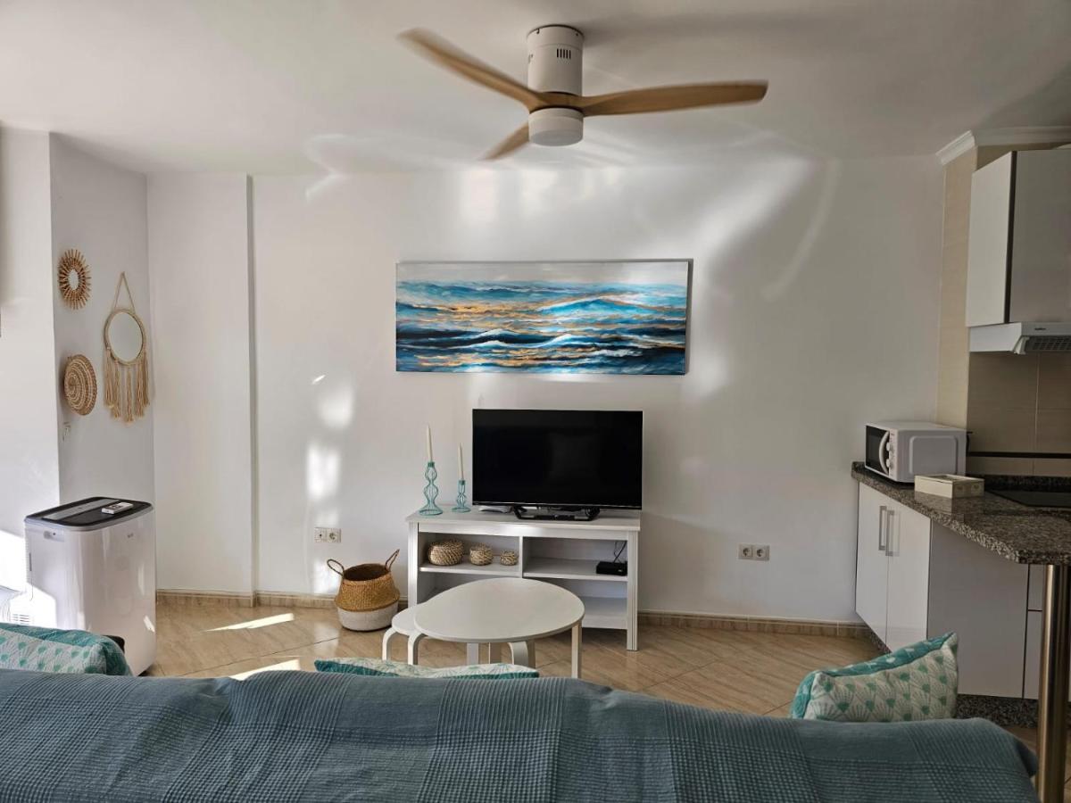 Estudio On The Beach Torrox Exterior photo